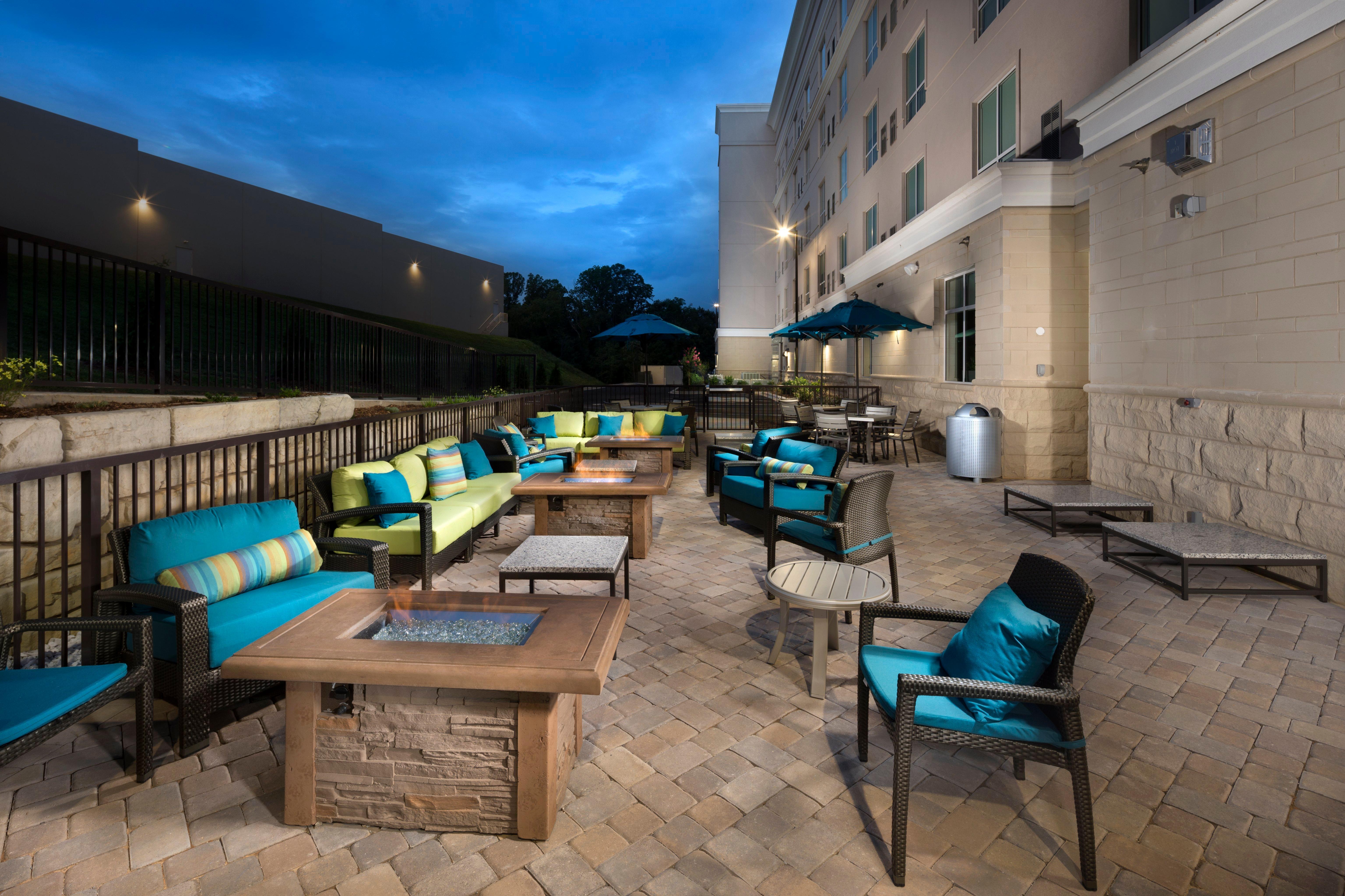 Holiday Inn & Suites Arden - Asheville Airport By Ihg Eksteriør billede
