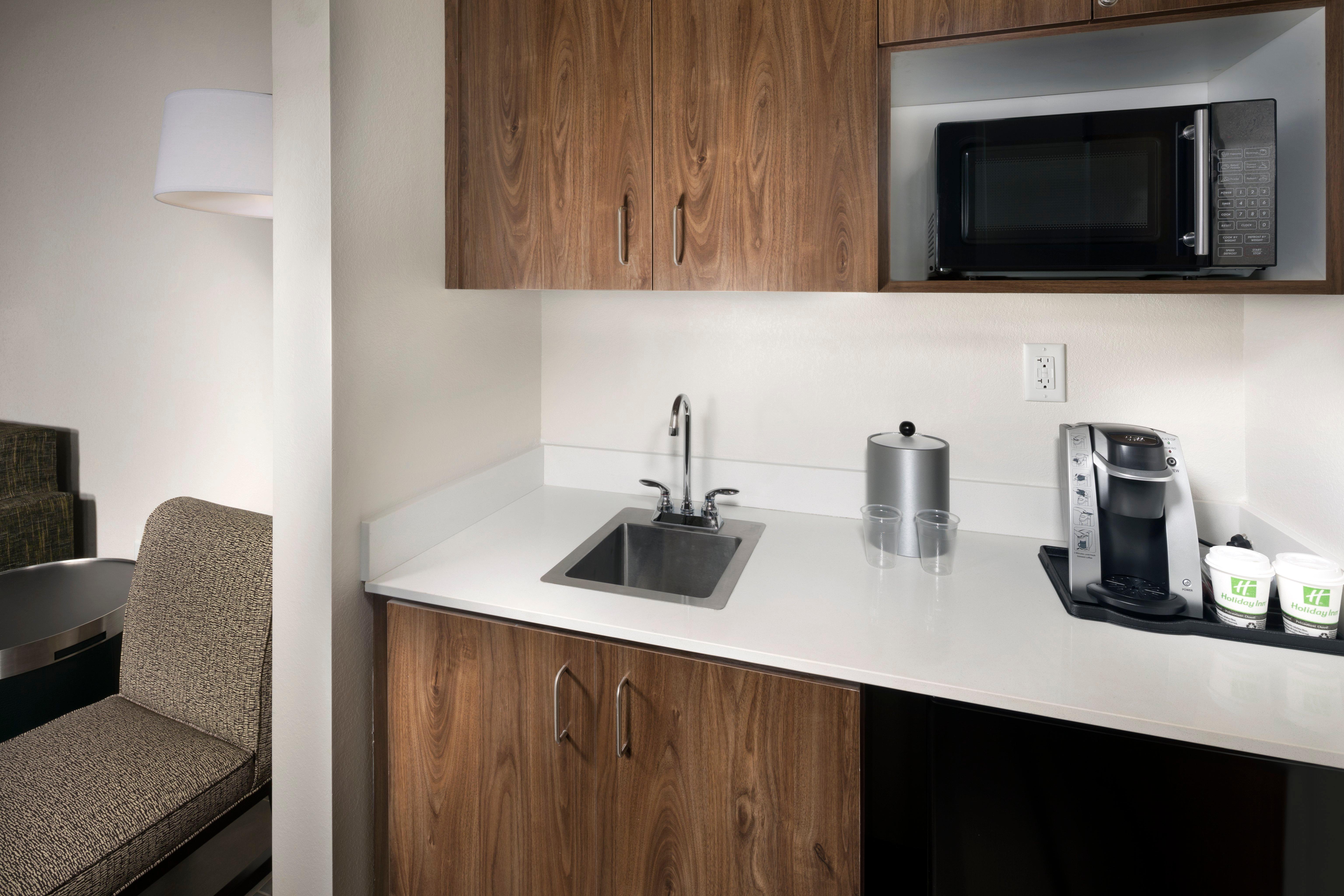 Holiday Inn & Suites Arden - Asheville Airport By Ihg Eksteriør billede